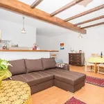 شقة In With Sea View, Terrace, Air Conditioning, Wifi 114-3 أوروبيتش