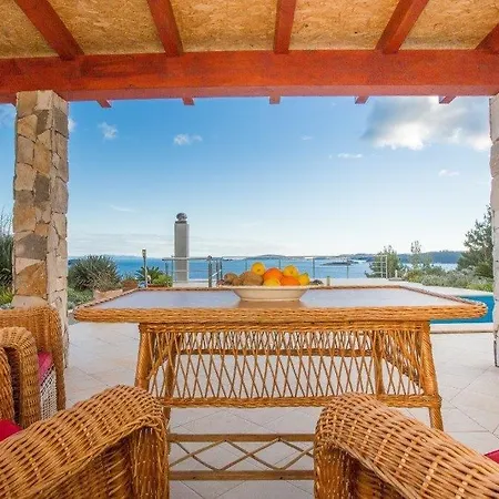 In With Sea View, Terrace, Air Conditioning, Wifi 114-3 * Orebic