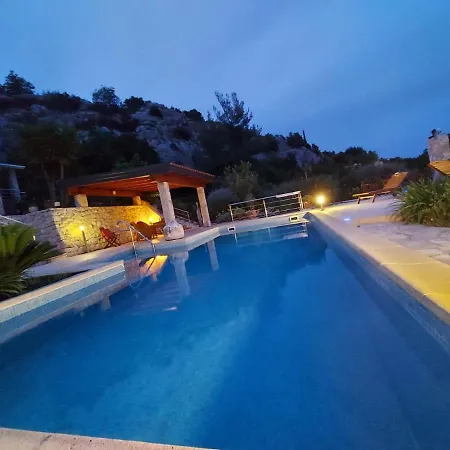 Apartment In With Sea View, Terrace, Air Conditioning, Wifi 114-3 Orebic