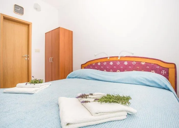 In With Sea View, Terrace, Air Conditioning, Wifi 114-3 *